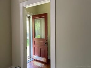 263 Seymour Rd in Woodbridge, CT - Building Photo - Building Photo