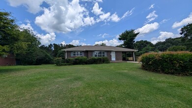 3803 Harmony Church Rd in Gainesville, GA - Building Photo - Building Photo