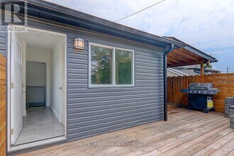 794 Jane St in Toronto, ON - Building Photo - Building Photo