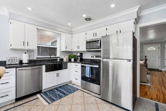 444 N Oakley St in Salt Lake City, UT - Building Photo - Building Photo