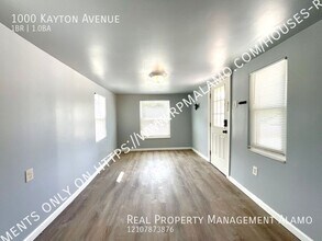 1000 Kayton Ave in San Antonio, TX - Building Photo - Building Photo