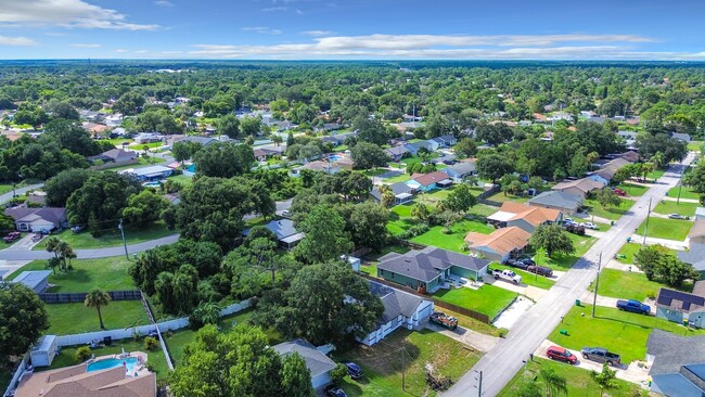 6438 Hudson Rd in Cocoa, FL - Building Photo - Building Photo