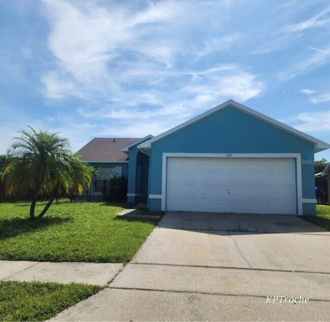 property at 523 Eagle Point N