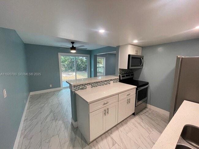 property at 330 Sunshine Dr