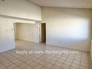 5827 Bagley Ave in Twentynine Palms, CA - Building Photo - Building Photo