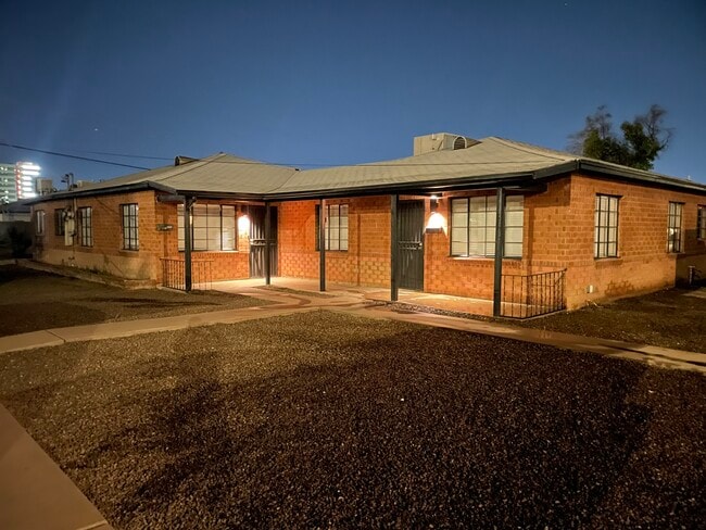 1857 E Earll Dr, Unit 1