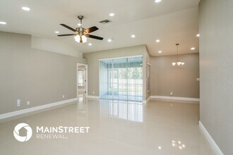 5551 Benton St in Lehigh Acres, FL - Building Photo - Building Photo