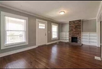 5519 Highland Ave in Kansas City, MO - Building Photo - Building Photo