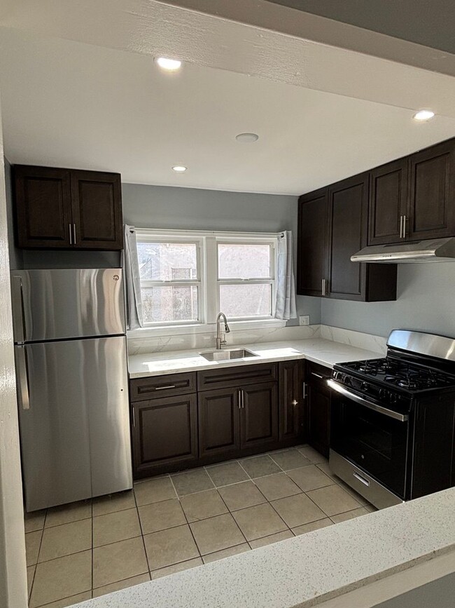 property at 8933 Elizabeth Ave