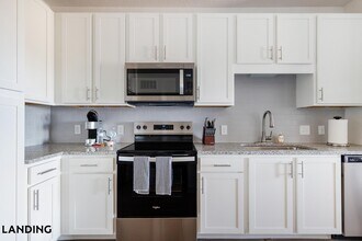 12020 Brush Hl Rd, Unit 2-409 in Wildwood, FL - Foto de edificio - Building Photo