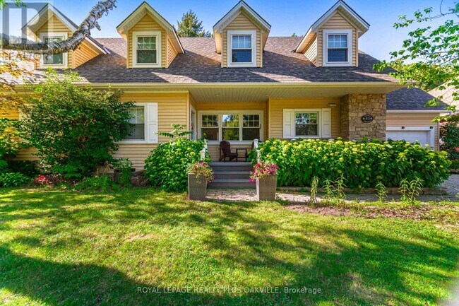 property at 43 Ravina Crescent