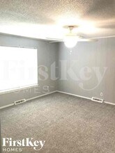 5340 N White Ave in Kansas City, MO - Building Photo - Building Photo