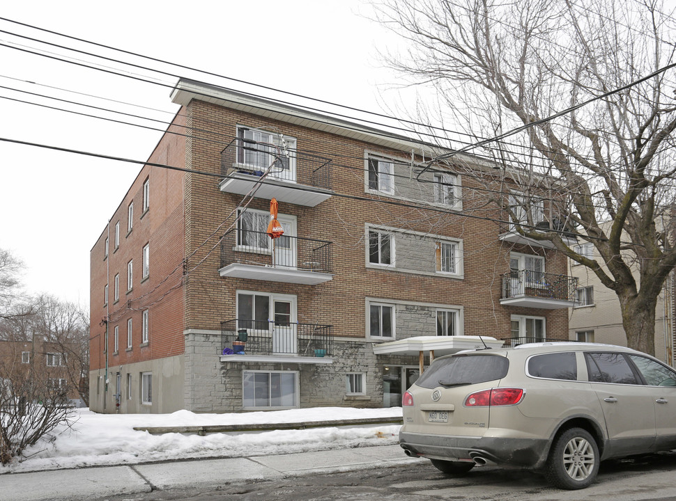 2685 Goyer in Montréal, QC - Building Photo