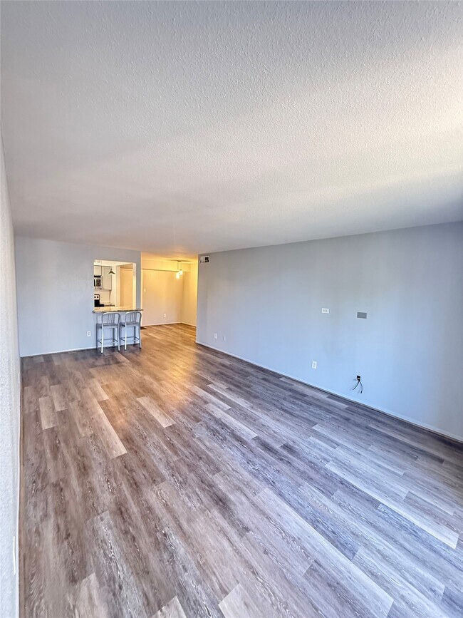 4639 Wild Indigo St in Houston, TX - Building Photo - Building Photo