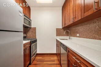 99 John St in New York, NY - Foto de edificio - Building Photo