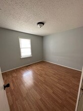 1027 S Lexington Ave in Springfield, MO - Building Photo - Building Photo