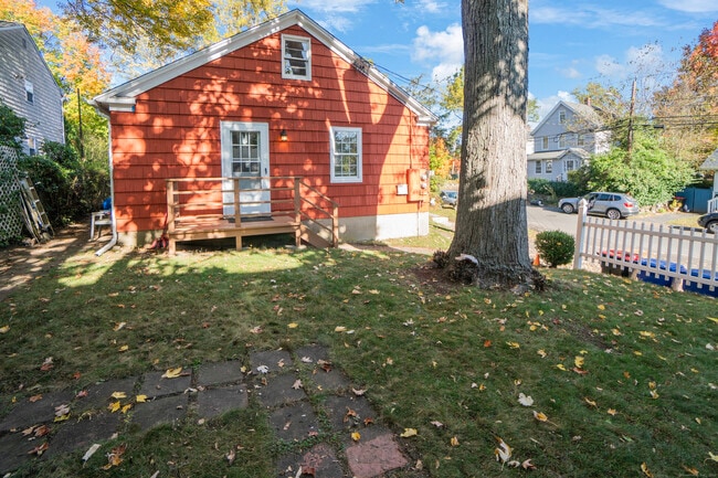 property at 62 Soundview Ave