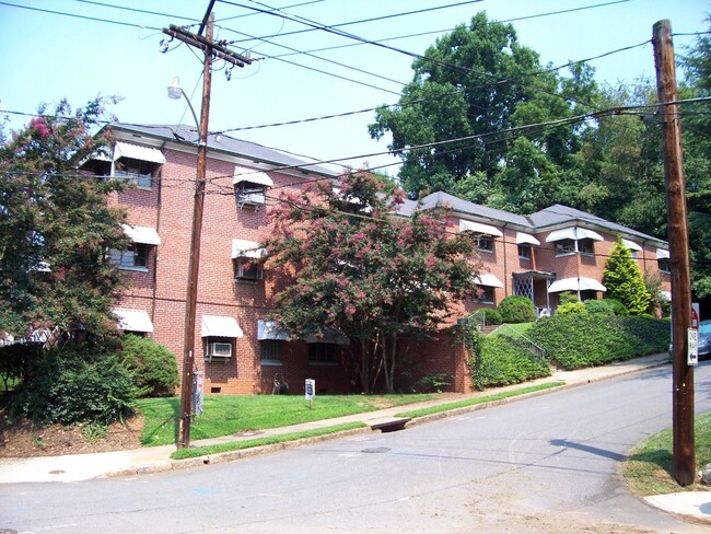 property at 840 Carolina Ave NW