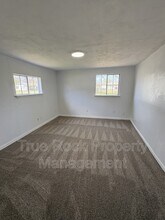 730 W 8th St in Ada, OK - Building Photo - Building Photo