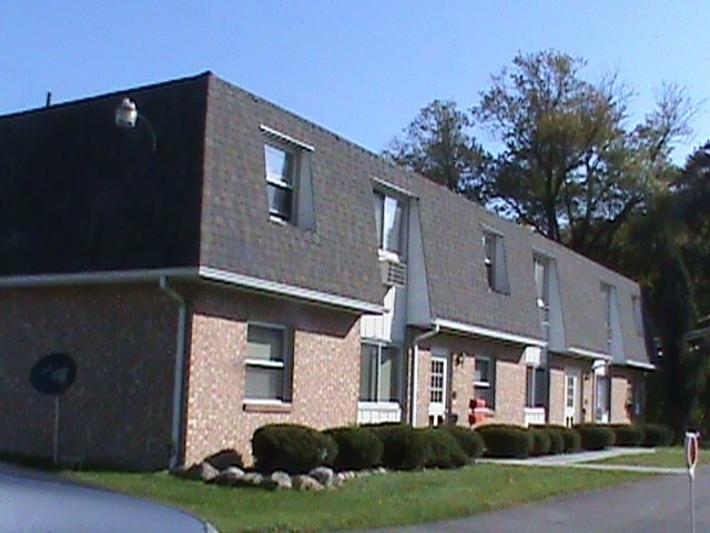 7366 Sugartree Dr, Unit 1