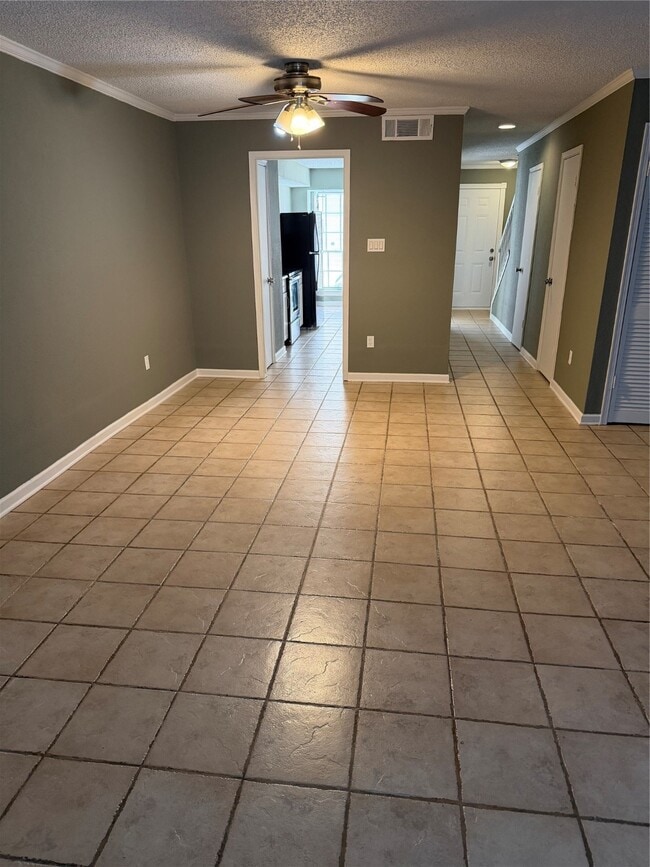 8321 Nairn St in Houston, TX - Building Photo - Building Photo