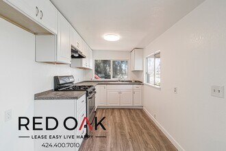 474 Crane Blvd in Los Angeles, CA - Building Photo - Building Photo