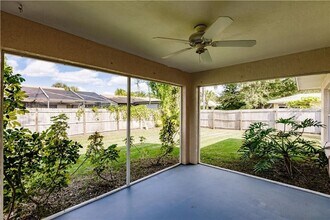 2431 Pinehurst St in Sarasota, FL - Building Photo - Building Photo