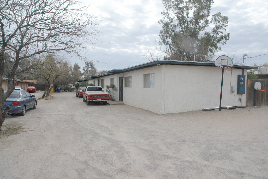 3032 N Richey Blvd in Tucson, AZ - Foto de edificio