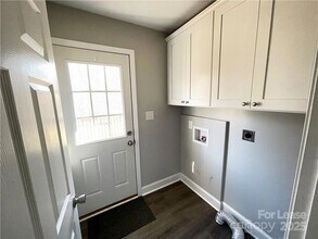 26 E J St in Maiden, NC - Building Photo - Building Photo