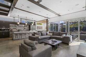1028 23rd St in Santa Monica, CA - Foto de edificio - Building Photo