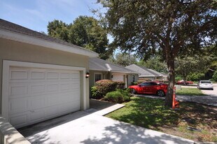 6745 Dairy Rd, Unit 1 in Zephyrhills, FL - Building Photo