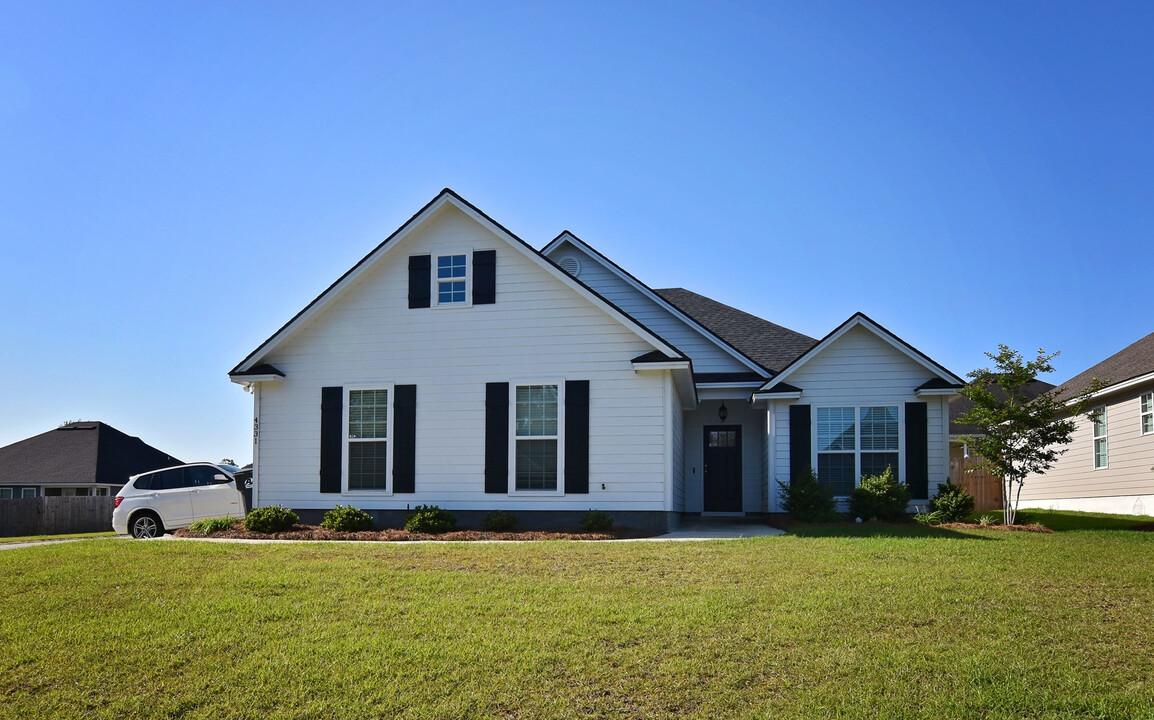 4331 Autumn Ridge in Valdosta, GA - Building Photo