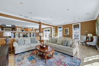 802 Lees Ave in Long Beach, CA - Building Photo - Building Photo