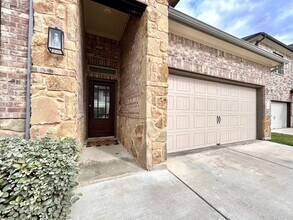 2712 Sebring Cir in Austin, TX - Building Photo - Building Photo