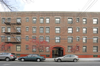 87-17 102nd St in Jamaica, NY - Building Photo - Building Photo