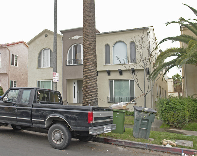 434 N Orange Grove Ave in Los Angeles, CA - Foto de edificio - Building Photo