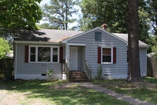 1042 Barlen Dr in Richmond, VA - Building Photo