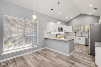 2131 Carnes St in Orange Park, FL - Building Photo - Building Photo