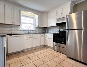 830 Delmonte Dr NW in Winston-Salem, NC - Building Photo - Building Photo