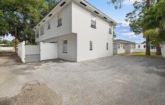 5519 Gulfport Blvd S in Gulfport, FL - Building Photo