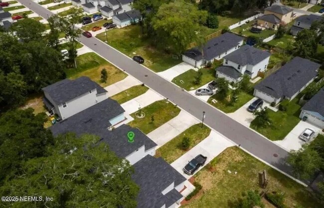 8213 Highfield Ave in Jacksonville, FL - Building Photo - Building Photo