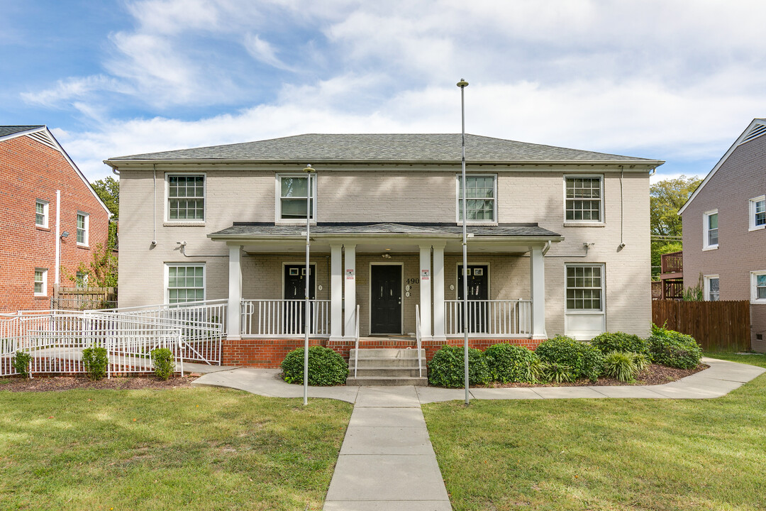 4909 Chamberlayne Ave in Richmond, VA - Building Photo