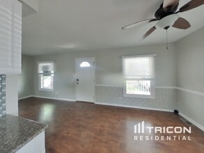 16744 90th Ave in Orland Hills, IL - Building Photo - Building Photo