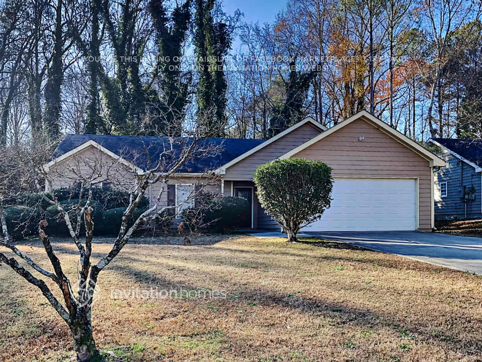 3469 TraddSprings Way in Snellville, GA - Building Photo