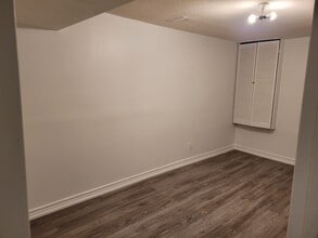 PRIVATE APARTMENT IN LOWER LEVEL OF HOUSE in Toronto, ON - Building Photo - Building Photo