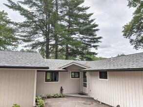 60 Water St in Meredith, NH - Building Photo - Building Photo