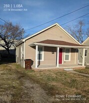 223 W Broadway Ave in Richmond, KY - Building Photo