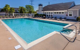 Eagle Chase in Indianapolis, IN - Building Photo