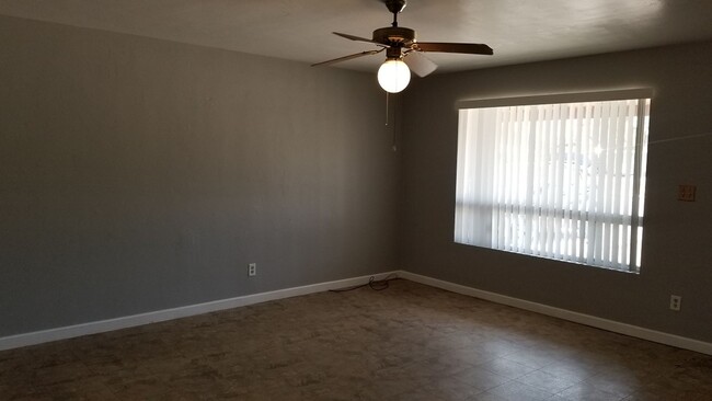 1300 W 7th Pl in Tempe, AZ - Building Photo - Building Photo