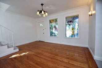 2010 N St in Sacramento, CA - Building Photo - Building Photo